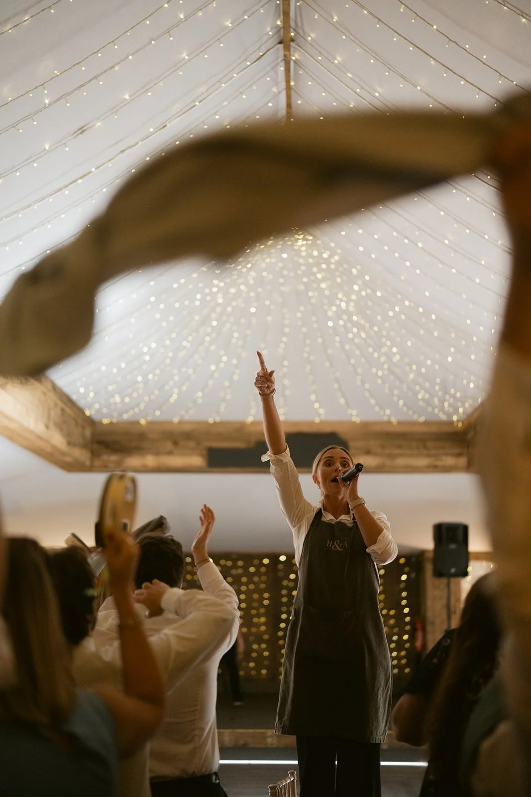 singing-waitress-performance-marquee.jpg