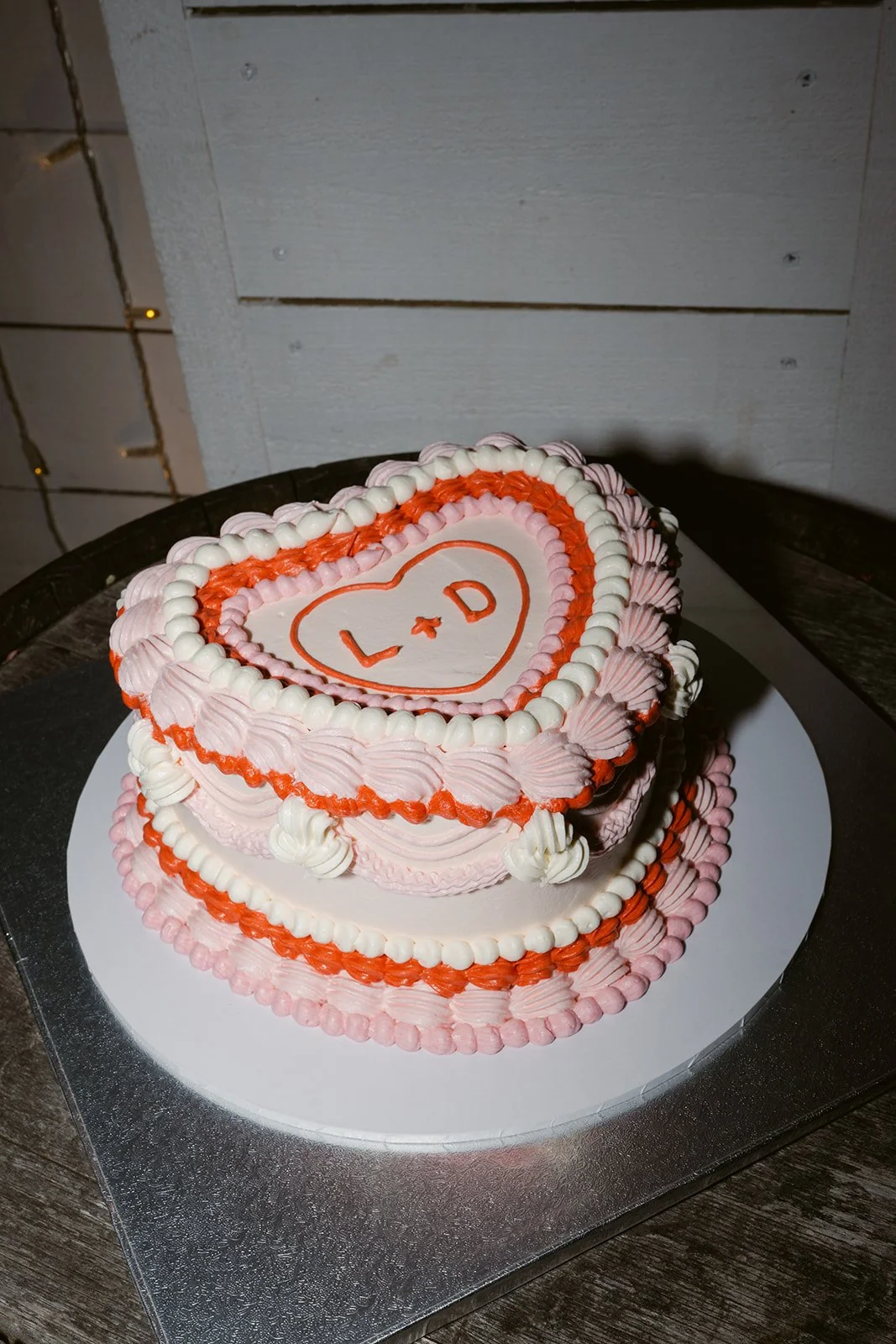 retro-heart-shaped-wedding-cake-piped-buttercream.jpg