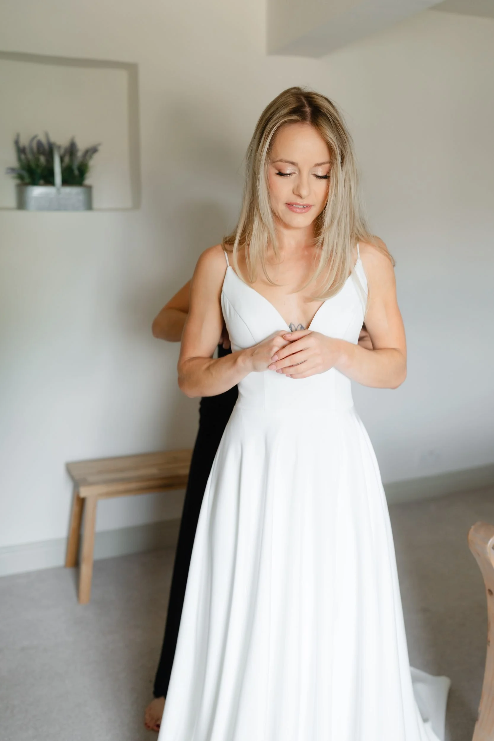 the-normans-bride-final-touches-dress-bridal-prep-room-133.jpg