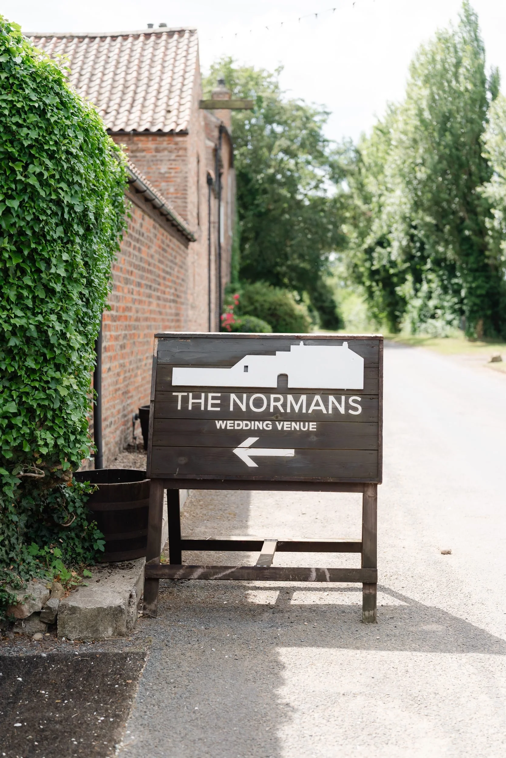the-normans-wedding-venue-sign-country-lane-123.jpg