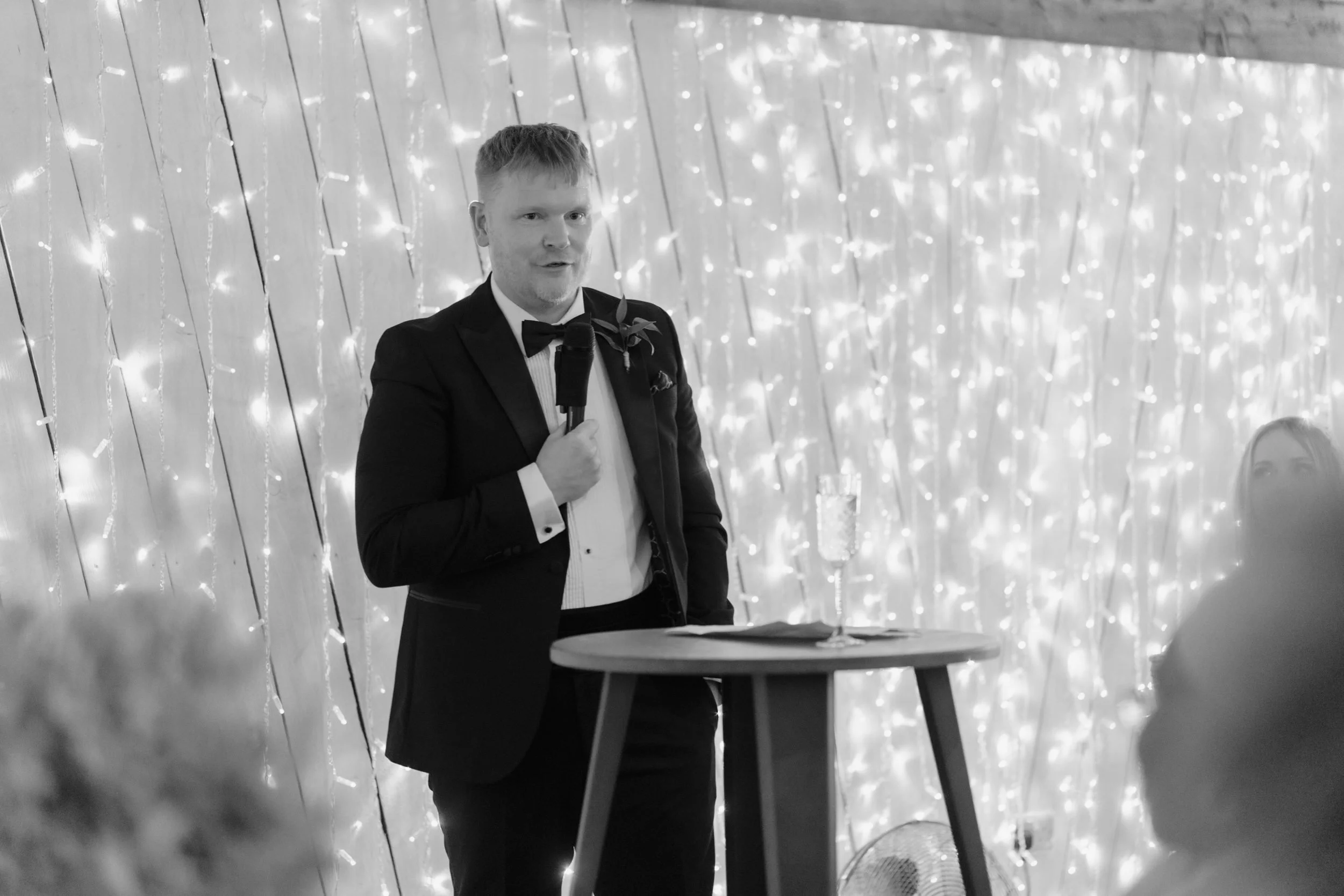 the-normans-best-man-speech-black-and-white-fairy-light-wall-813.jpg