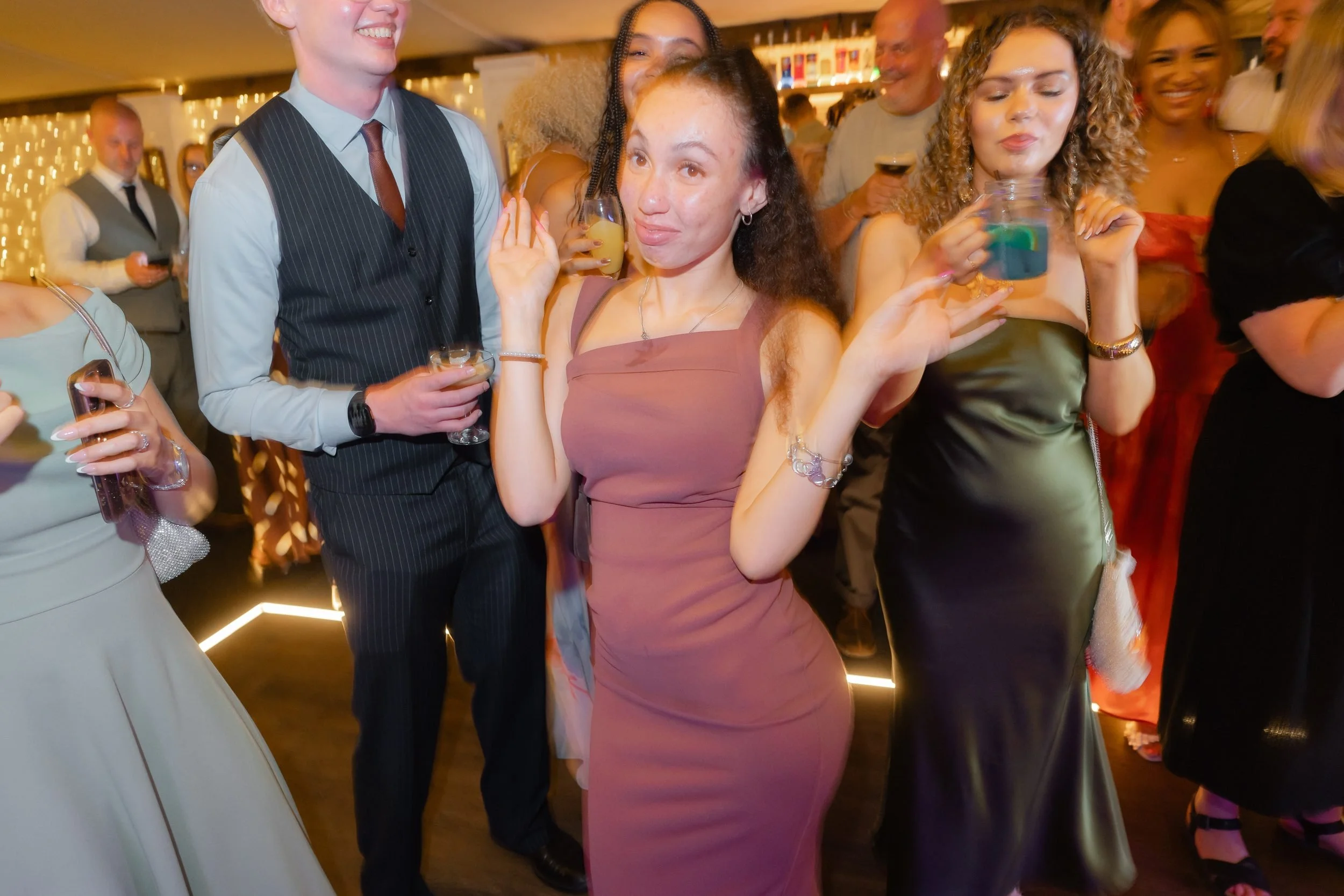 the-normans-wedding-guests-dancing-evening-reception-fairy-lights-1041.jpg