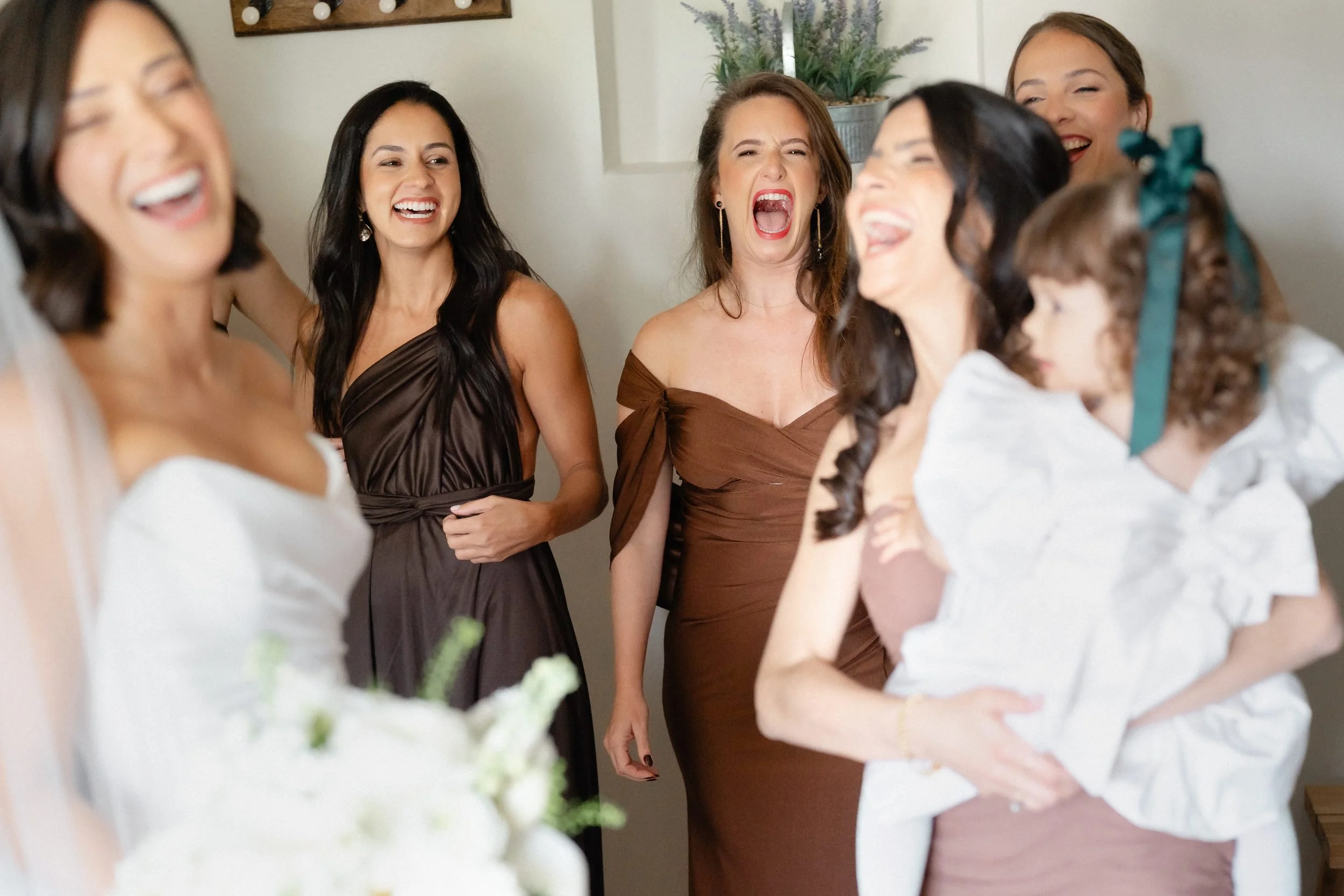 bridesmaids-laughing-brown-dresses-getting-ready-175.jpg