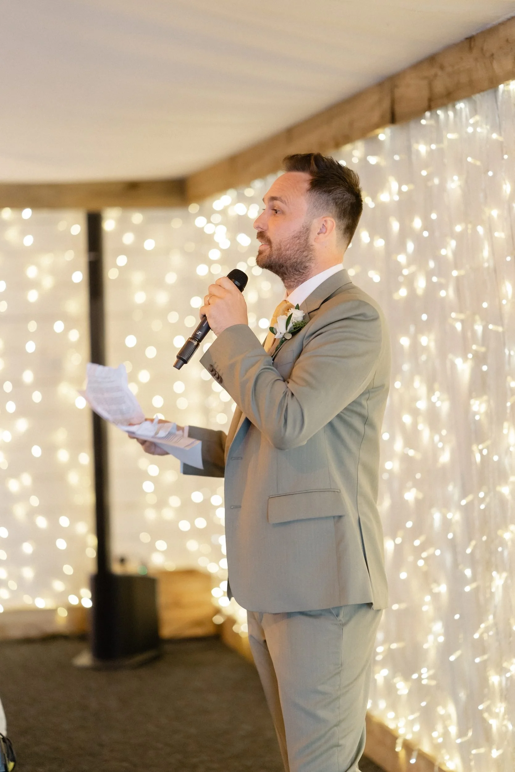 groom-speech-fairy-light-wall-marquee-760.jpg