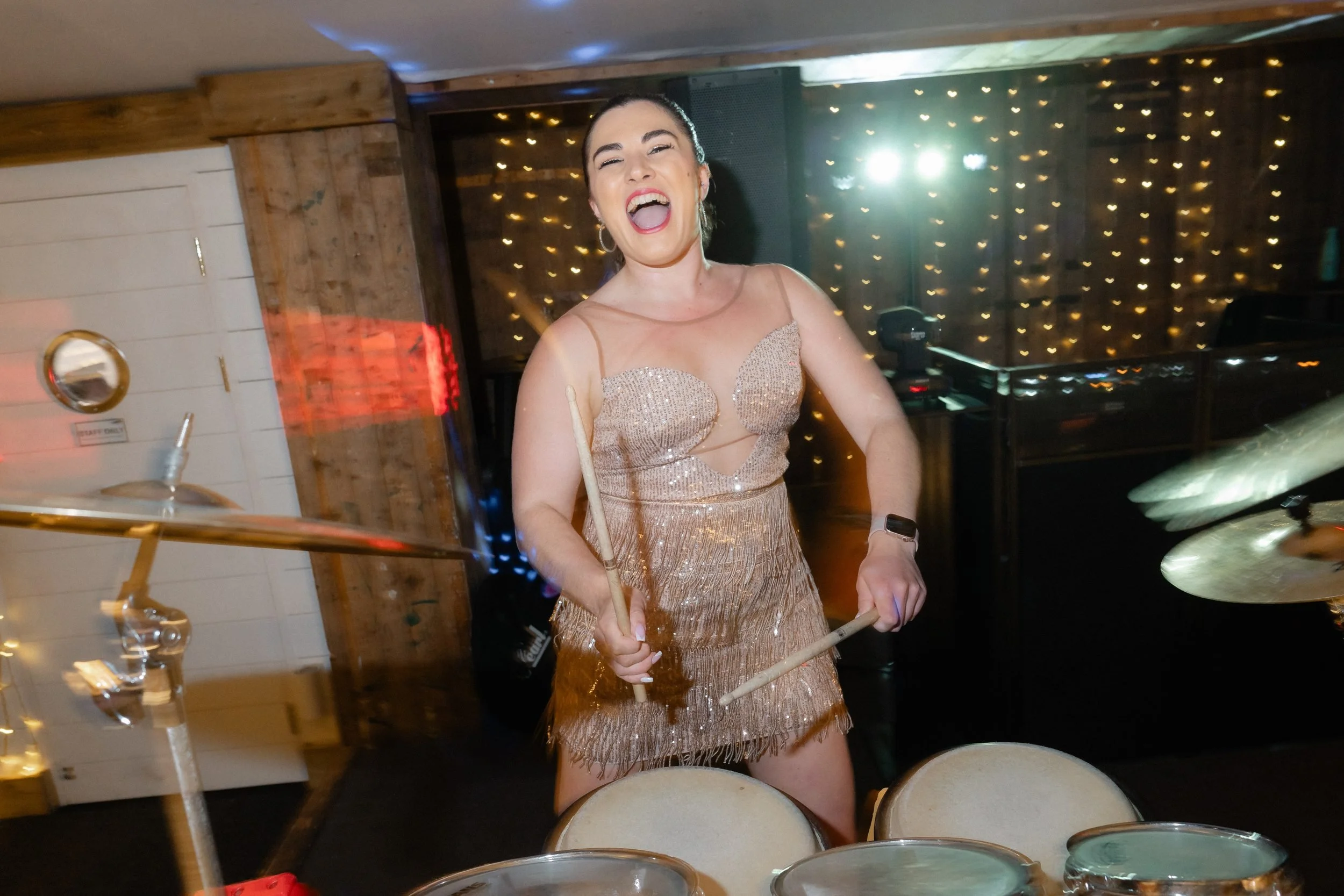live-percussionist-wedding-dance-floor-886.jpg