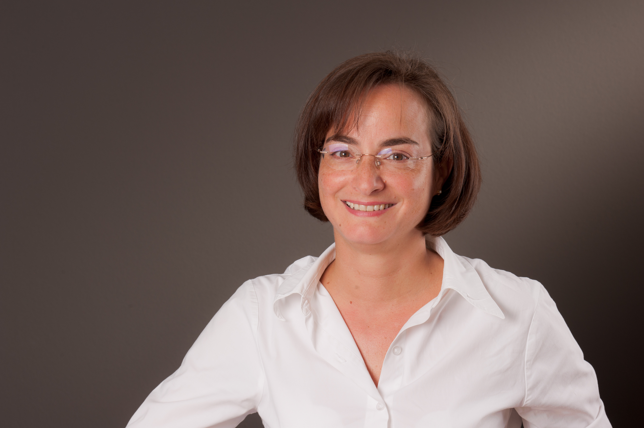Frau Dr. med. Alexandra Annen Fachärztin für Otorhinolaryngologie, spez. Ultraschalldiagnostik FMH → Profil ansehen