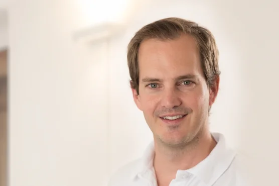 Dr. med. Christof Burkart