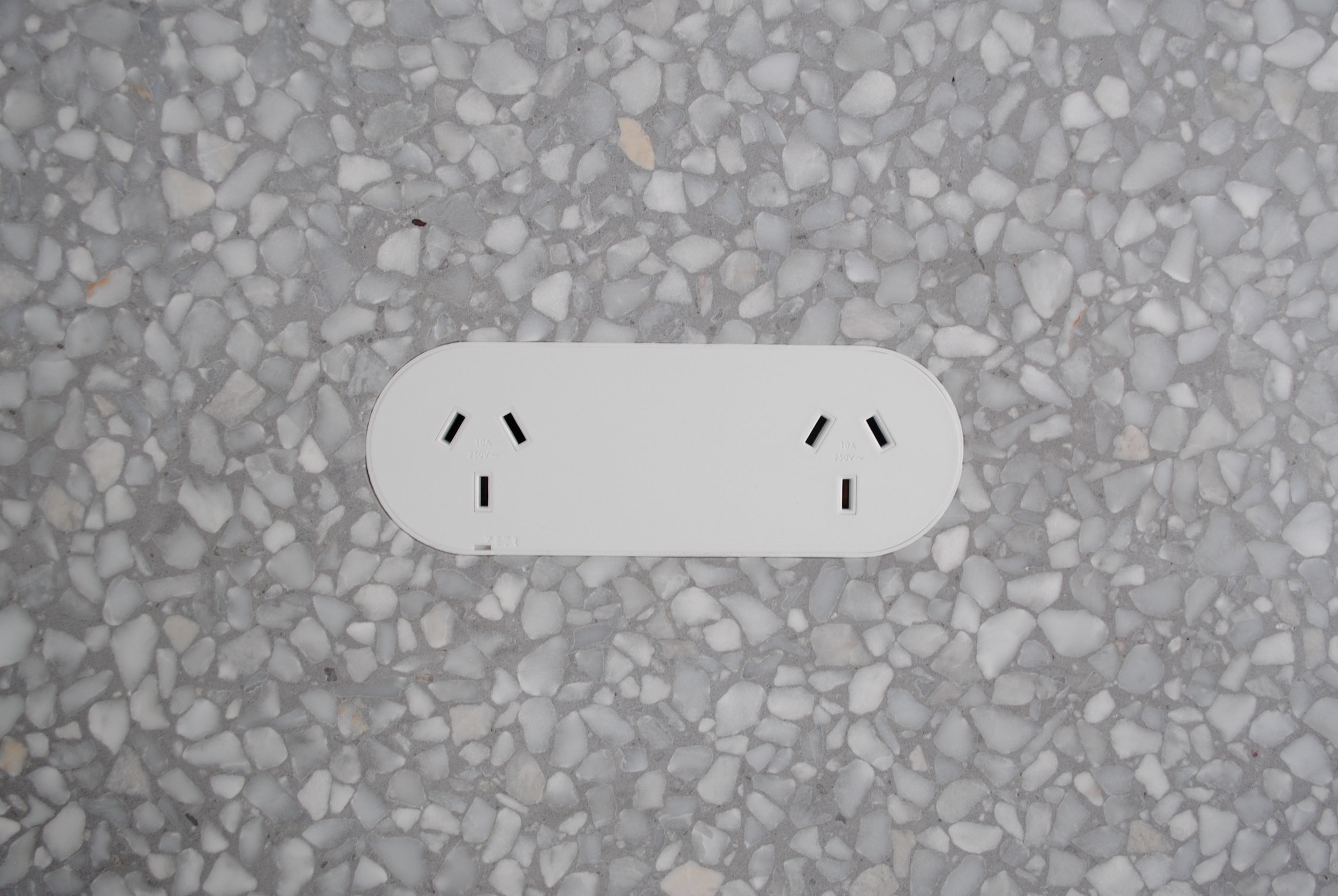 ZETR Dounle Outlet x Terrazzo 112 HONED_.jpg