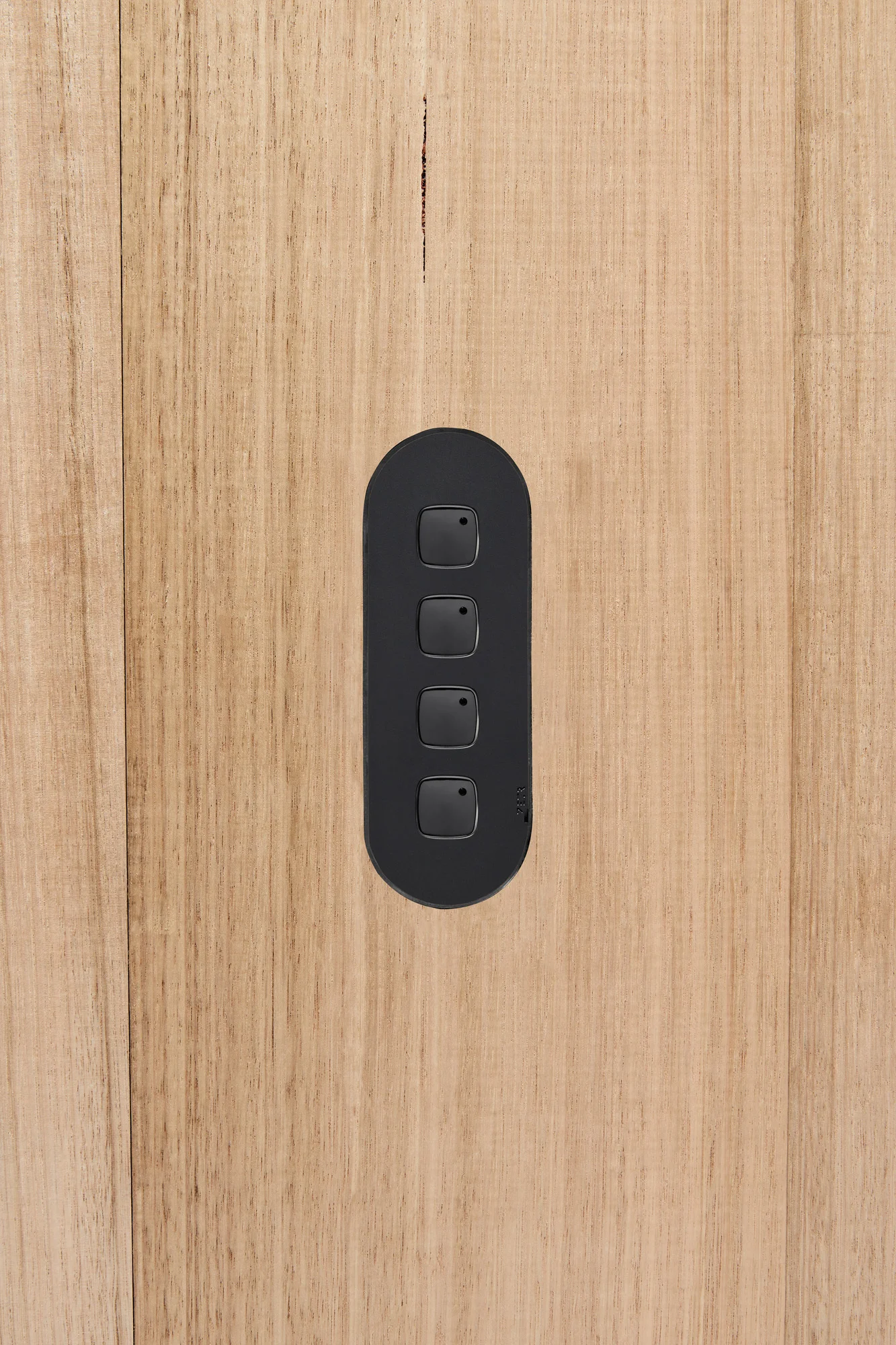 4_Gang_Switch_Black_Timber_Horizontal.jpg
