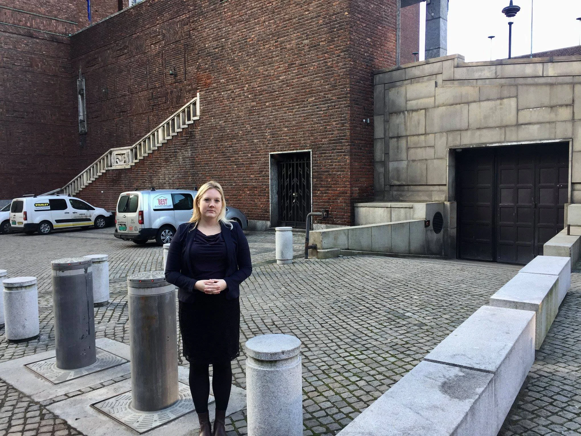 Aina Stenersen fronter Frp i Oslo, sammen med Carl I. Hagen.
