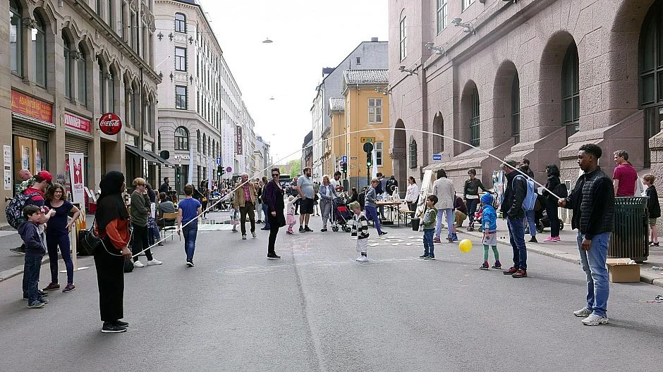 fest-i-dronningens-gate.jpg