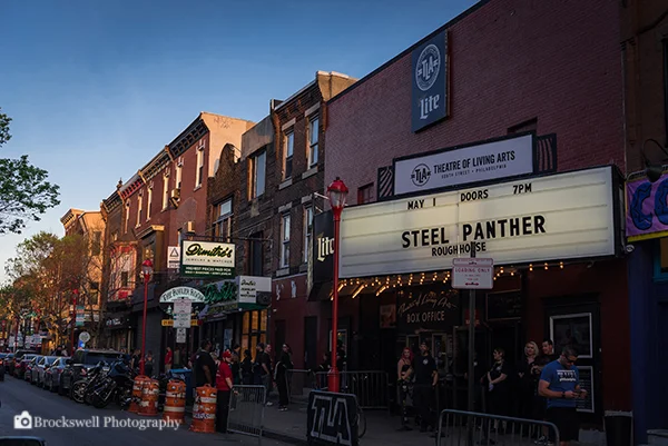 Steel Panther - 01 - Venue - Logod.jpg
