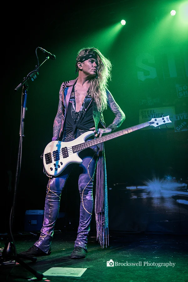 Steel Panther - 17 - Logod.jpg