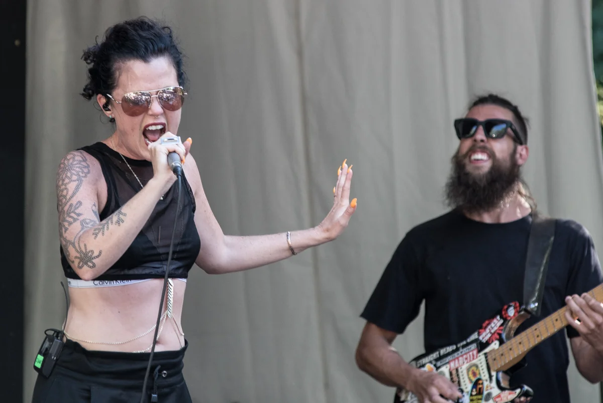 Iskewe captured live at The Vancouver Festival