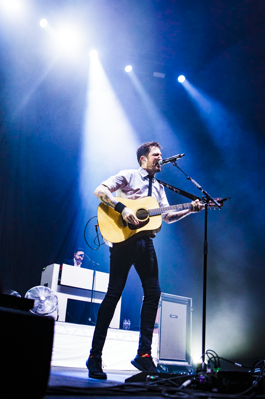 frankturner_190122_03.png