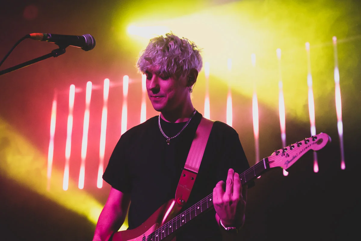 Last_Dinosaurs_Black_of_Hearts.jpg