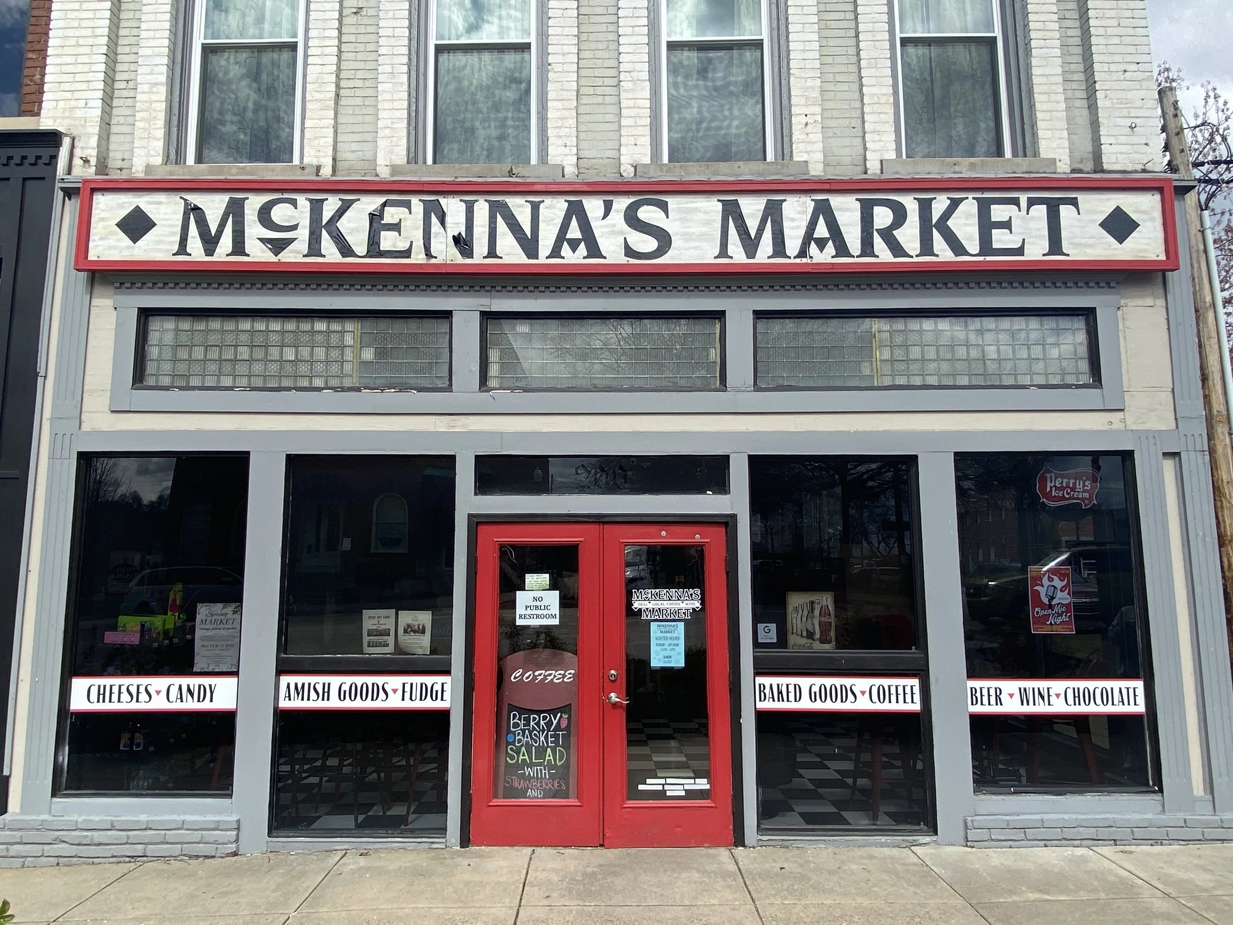 Marketplace Marietta Ohio