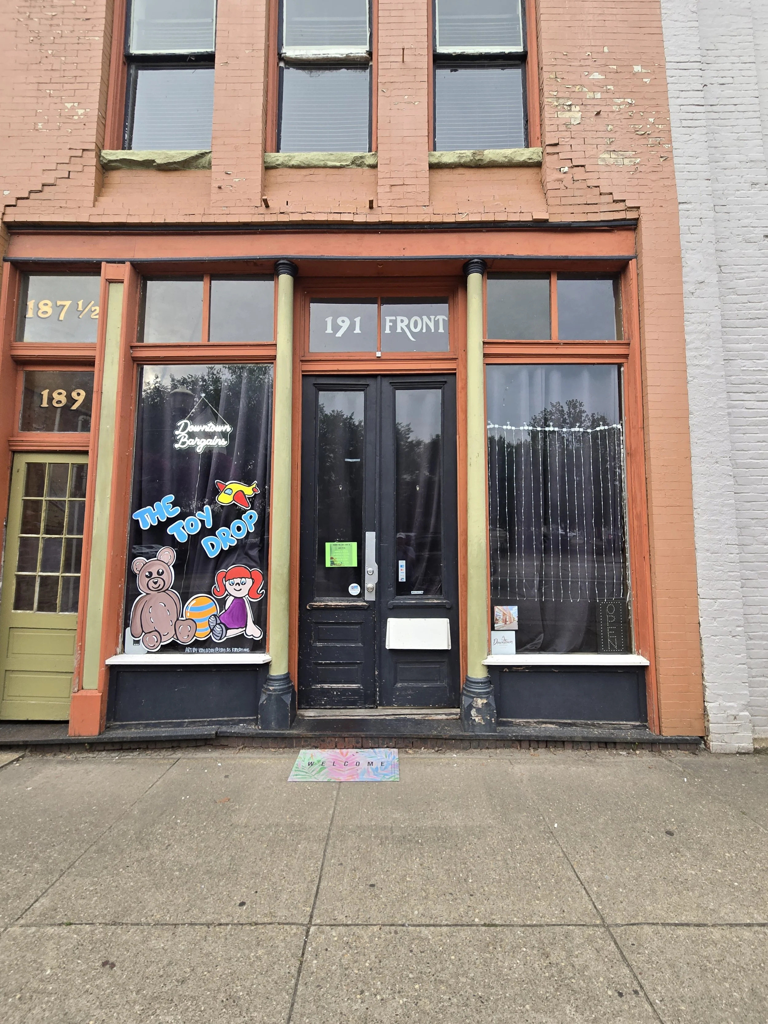 Downtown Bargains
