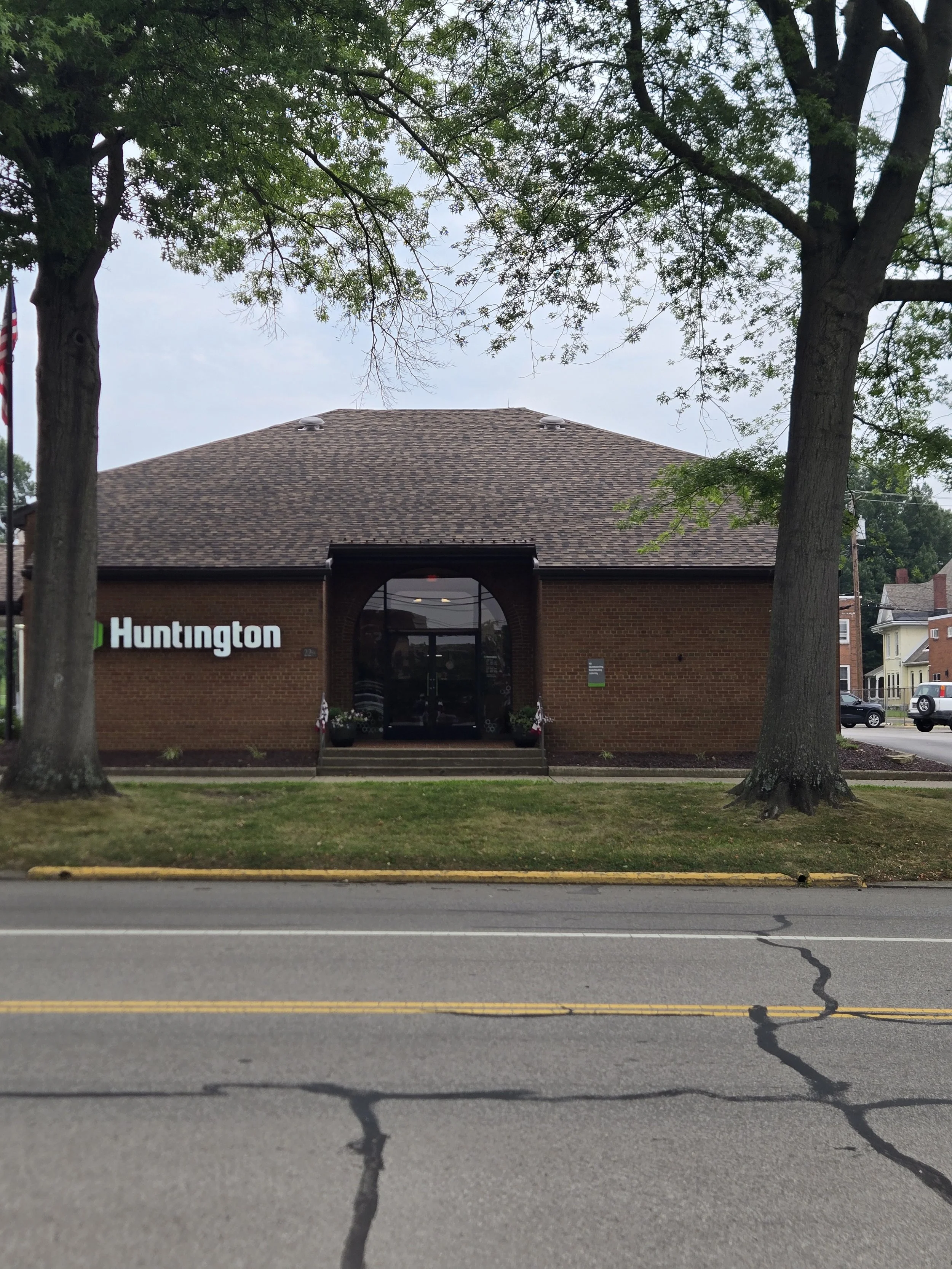 Huntington Bank 