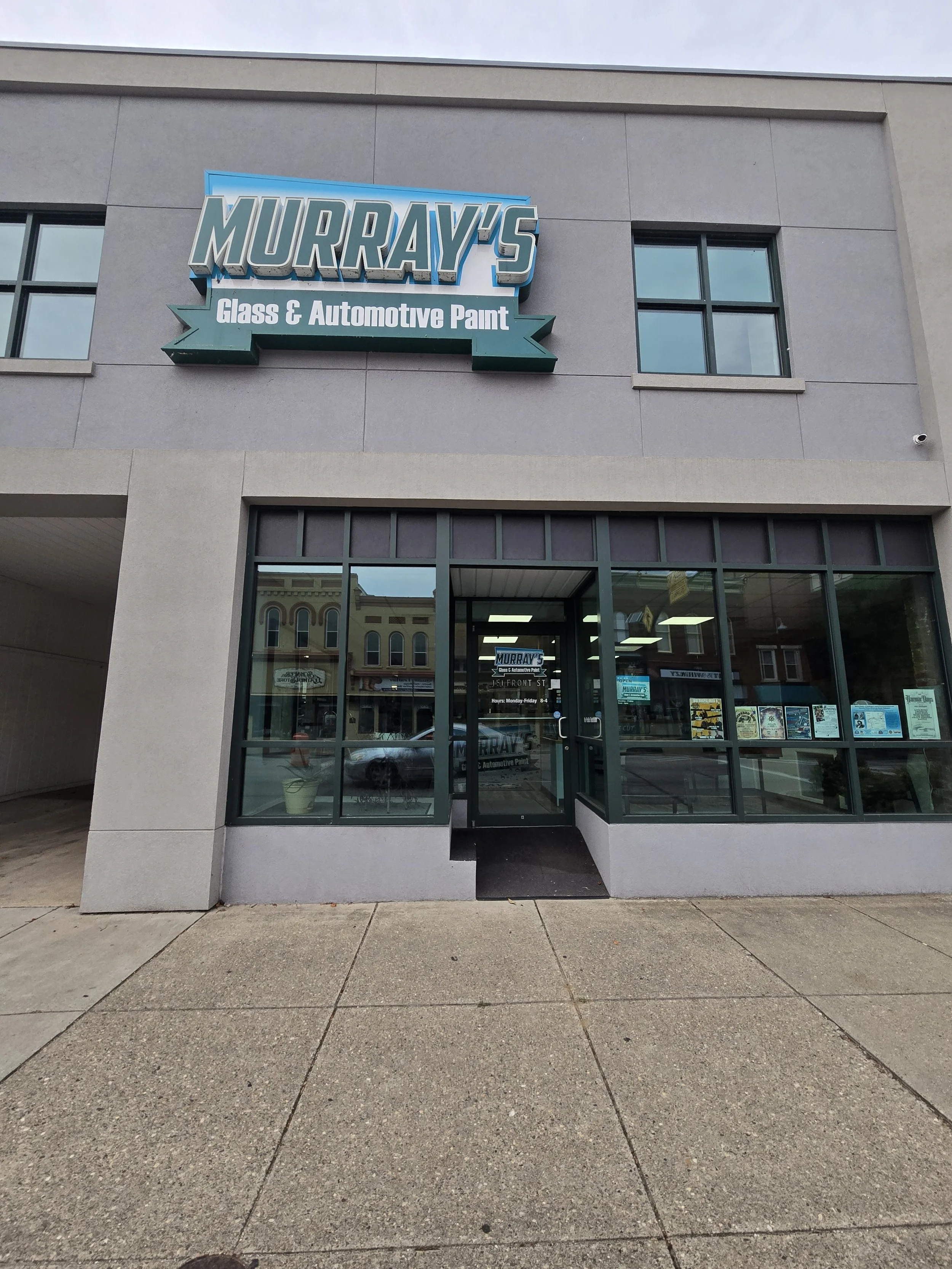 Murray's Glass &amp; Automotive Paint