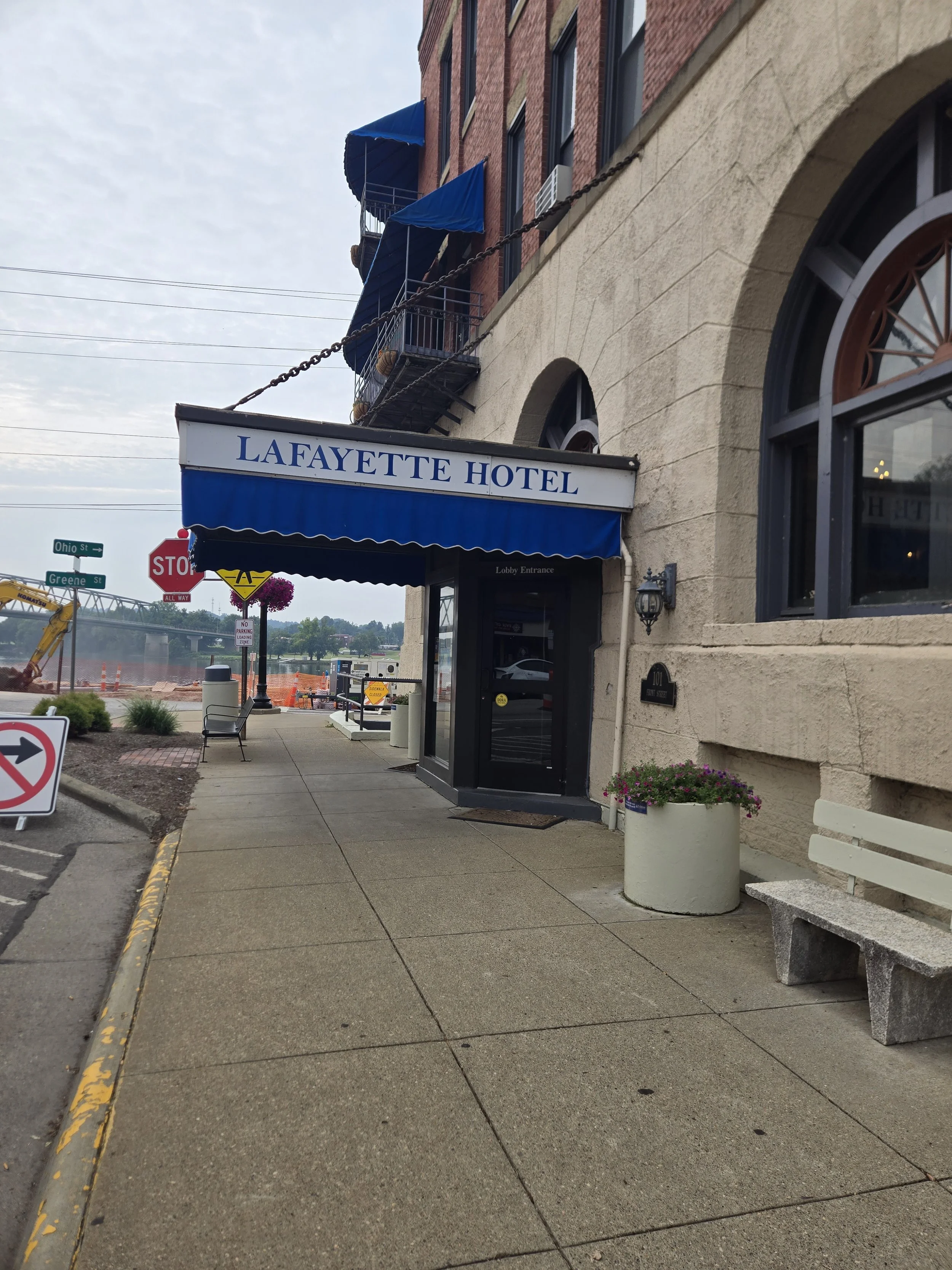 Historic Lafayette Hotel