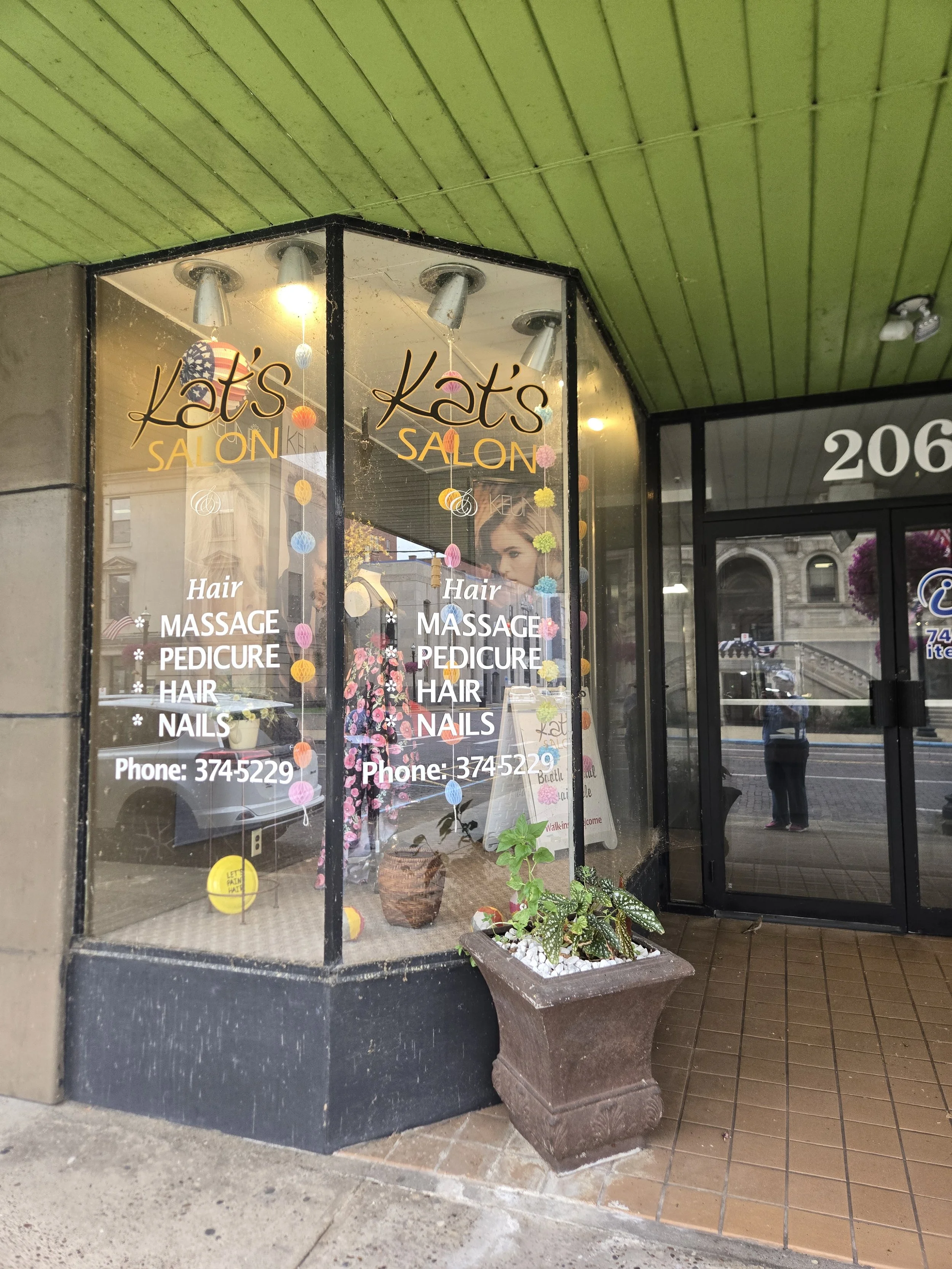 Kat's Salon
