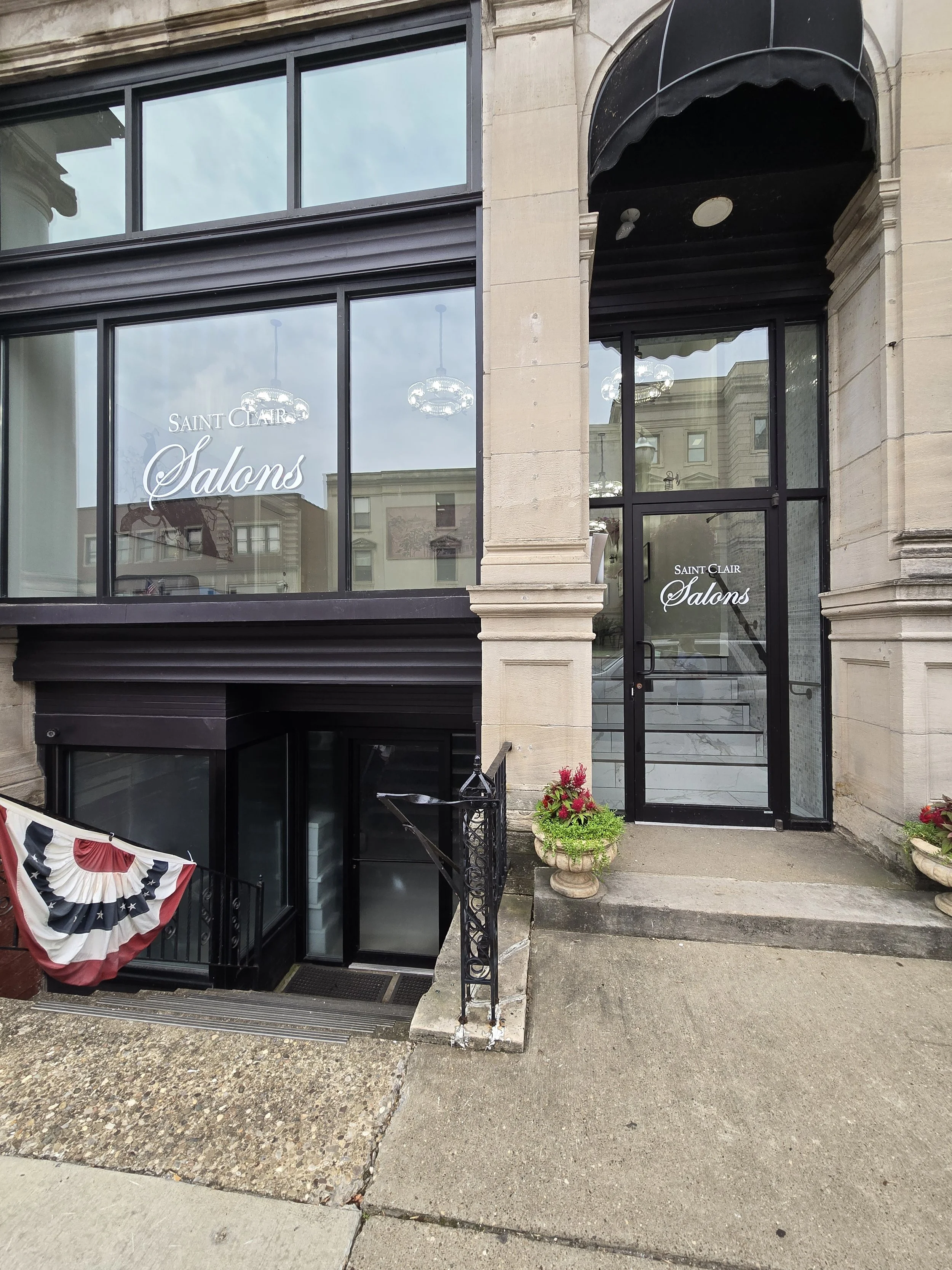 St. Saint Clair Salons