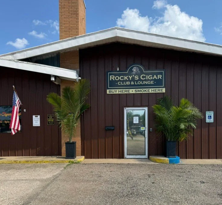 Rocky’s Cigar Club &amp; Lounge