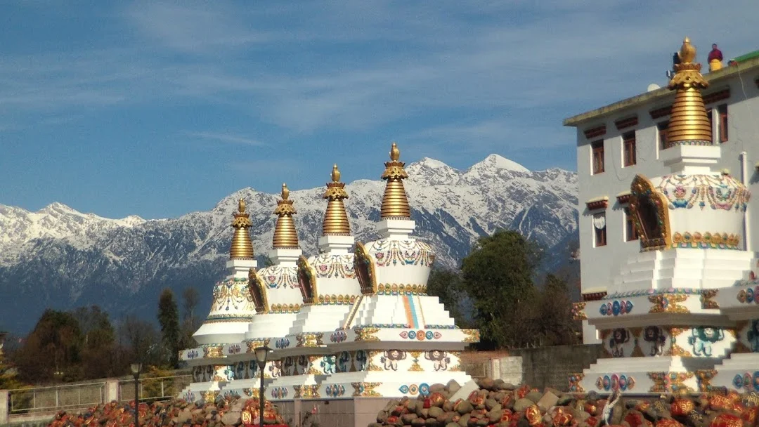 Choklinmg monastery Bir.jpg