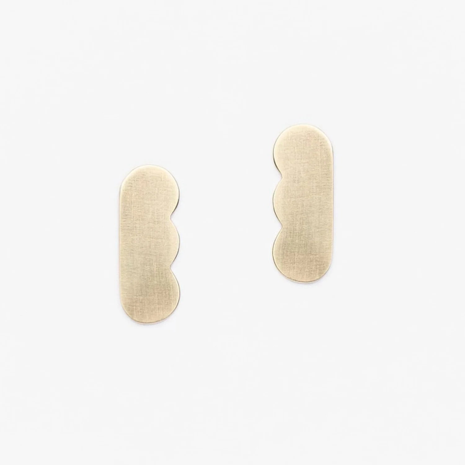 A rare pair ✨

I have one pair of these solid gold Corb Earrings left, still at their original price from before the significant increases in gold costs.

A simplified, smaller version of the statement enamelled Corb Earrings, inspired by the Purism 