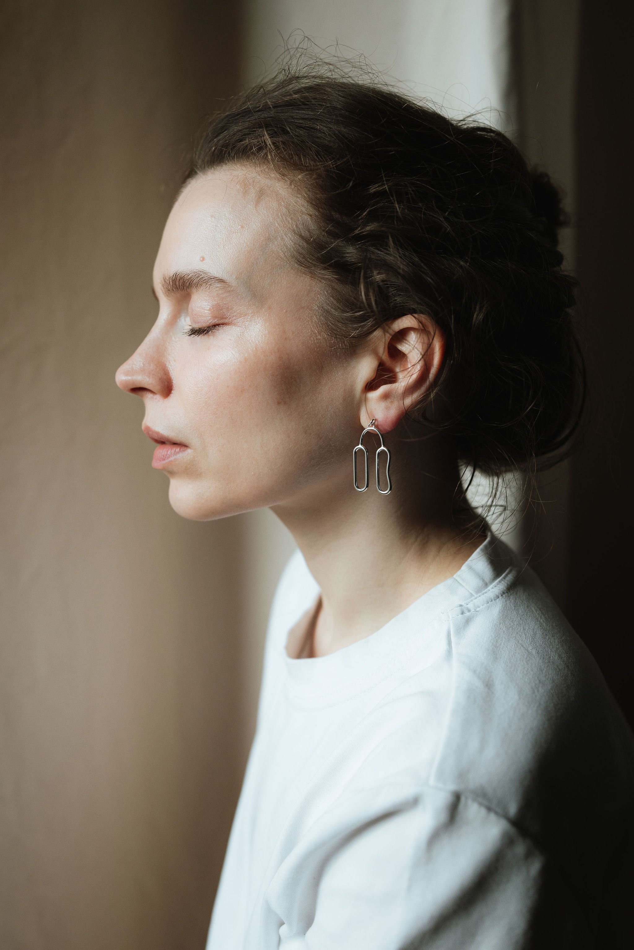 chandelier-earrings-model.jpg