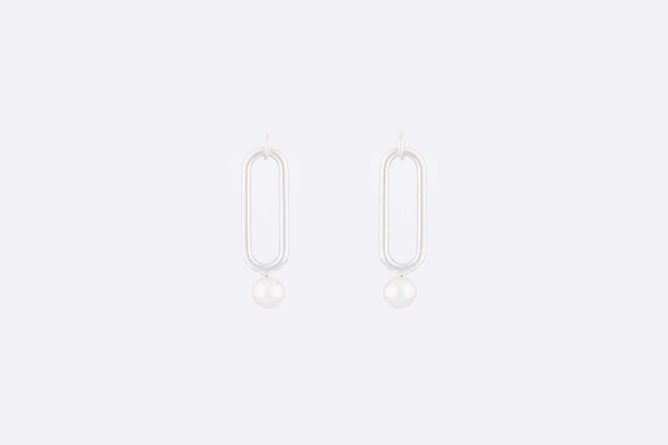 pearl-link-earrings-small-low-res.jpg