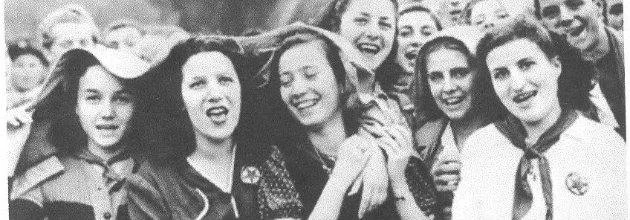 La torta di pane e dieci rose.