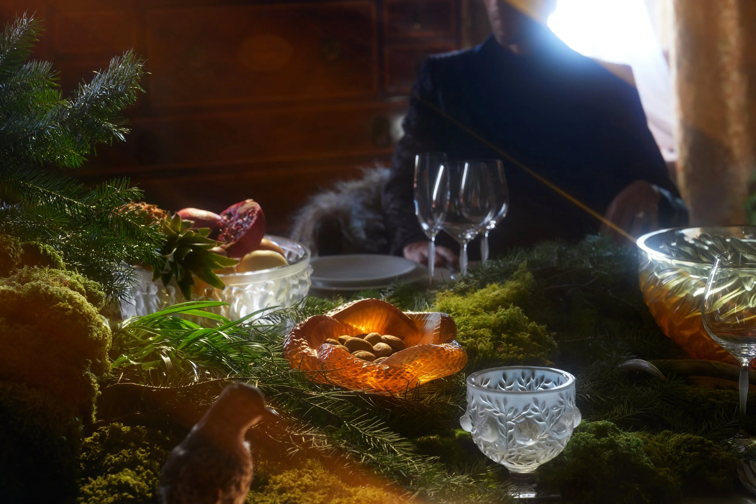 Lalique-10 table 04-060_V1d.jpg