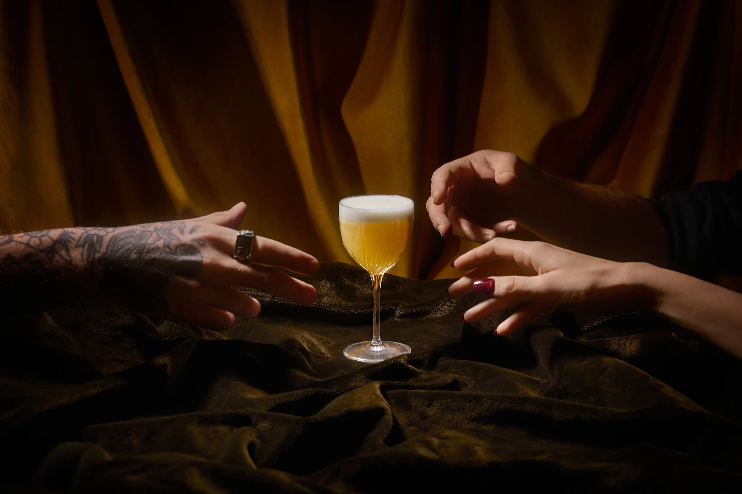 ISADORA - 7 Sins - Envie