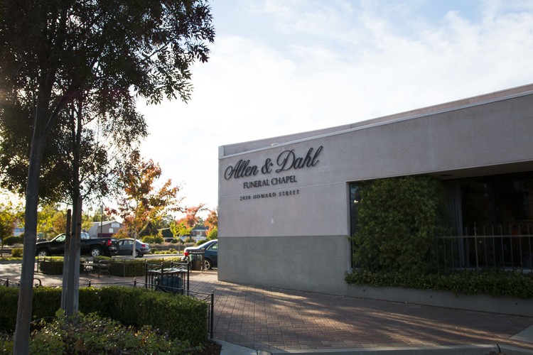 Allen & Dahl Funeral Chapel