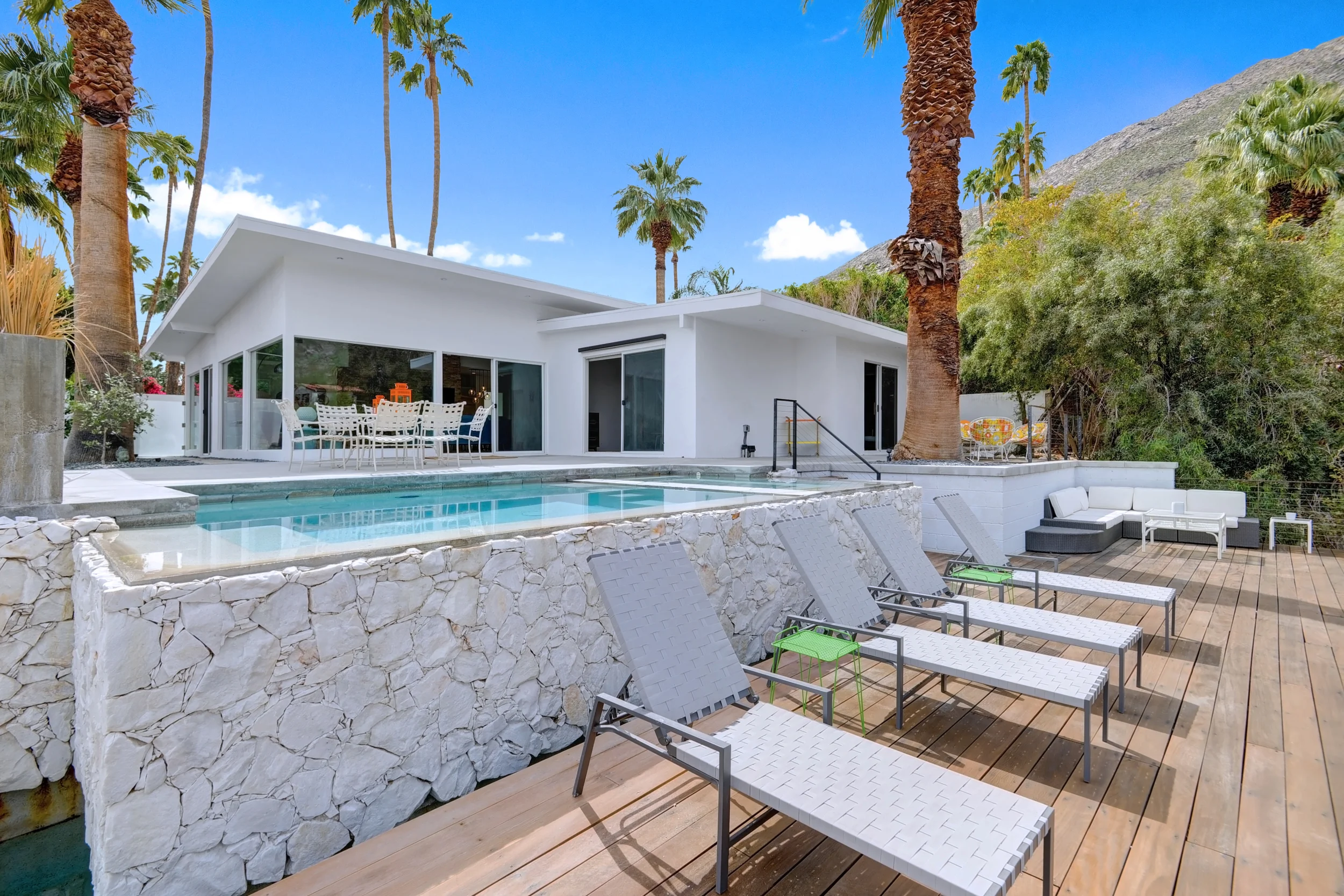 ENTIRE BACK PATIO AREA.jpg