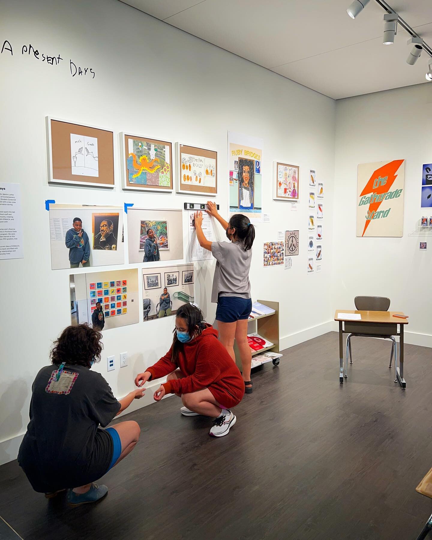 Present Days, an exhibition of work created as part of KSMoCA was curated and installed at the Portland Building in the Installation Space by @lillyannepham and @cereza699 MFA students in the @psuartandsocialpractice program with support by @raisin_c