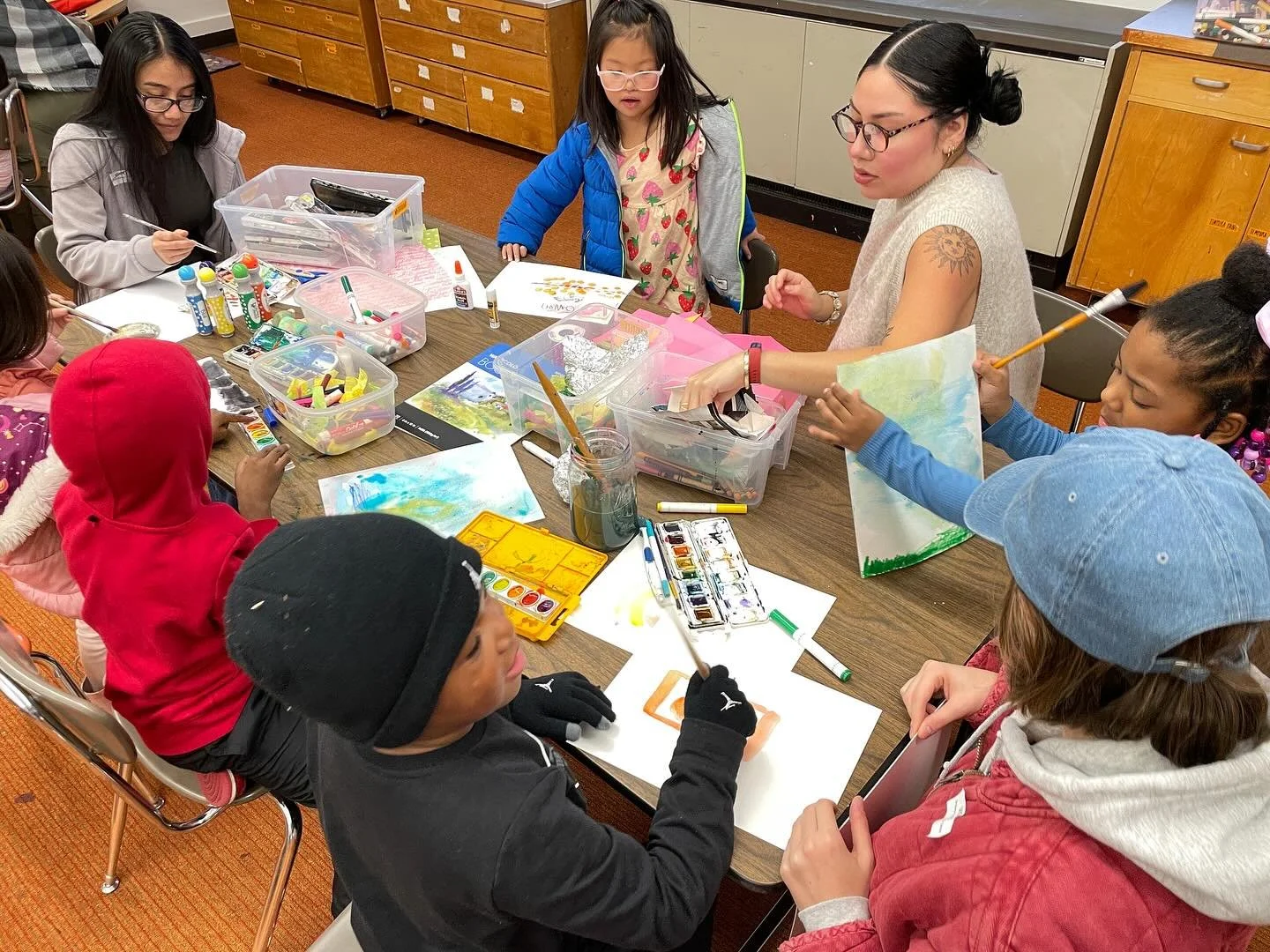 Our mentors and students had fun making crafts last week before the Thanksgiving break. 
We hope everyone has a wonderful holiday! 

We&rsquo;re excited to come back after the break and have Adriene Cruz for a special Artist talk! Stay tuned for more