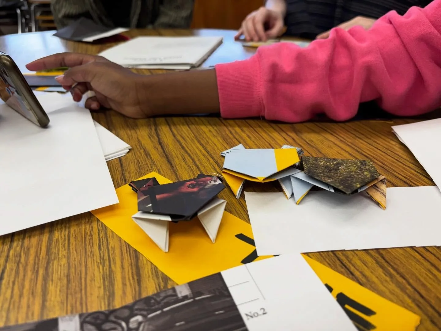 Art with Kids: Museum in a Public School is an open major course provided by Portland State University that allows for undergraduate students to learn and experience an art + social practice project in motion. 

Part of this course entails mentoring 