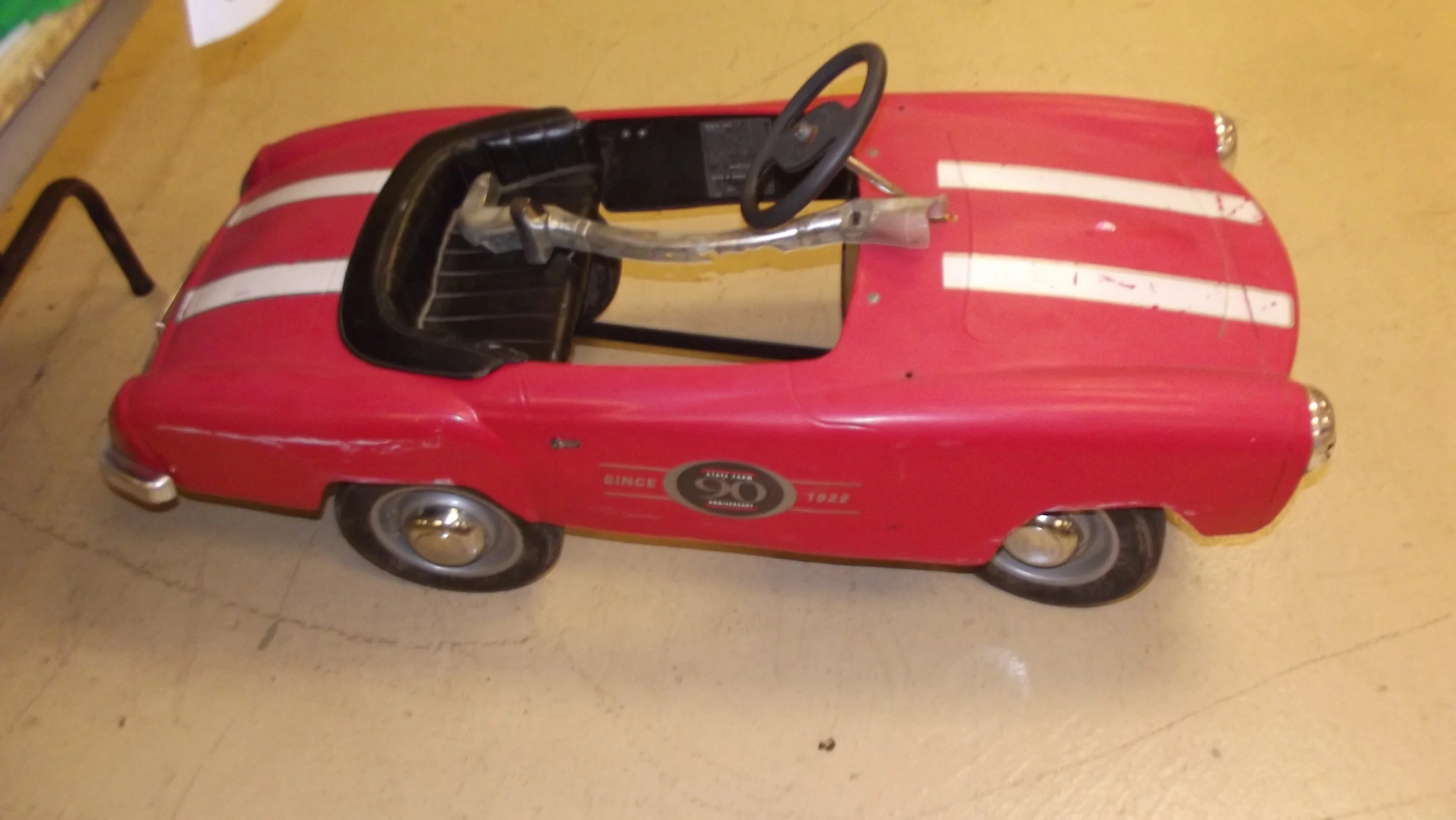 escalade baby walker