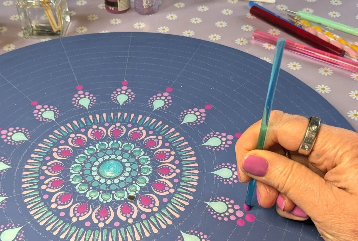 Workshop - Immersive Mandala Painting