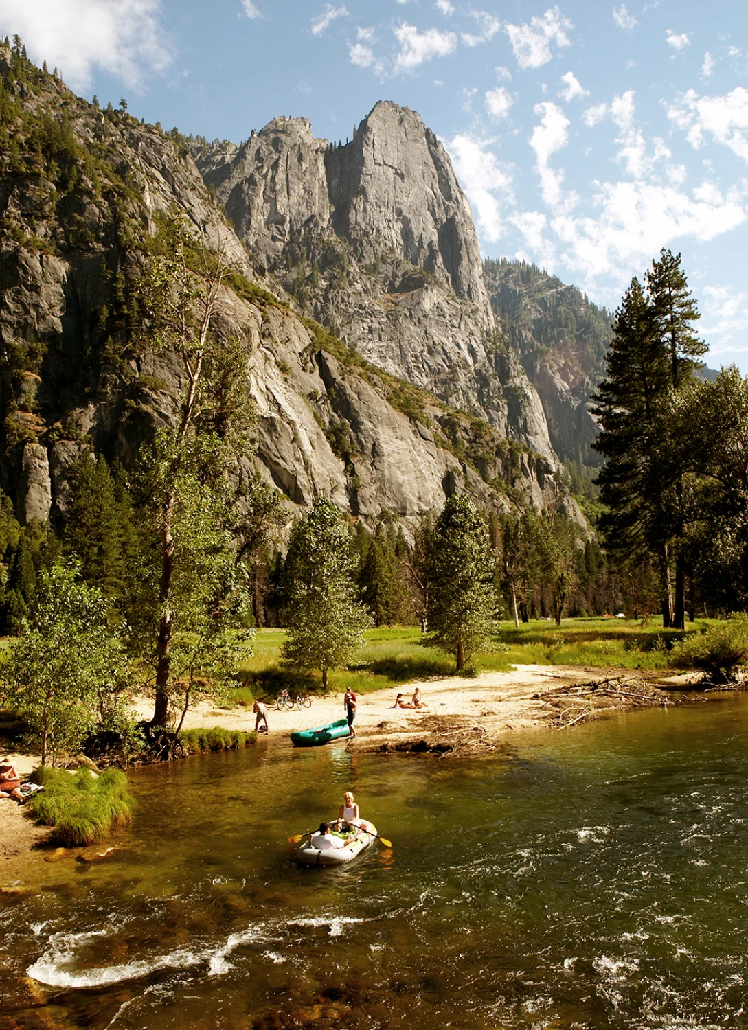 MERCED RIVER IN THE VALLEY