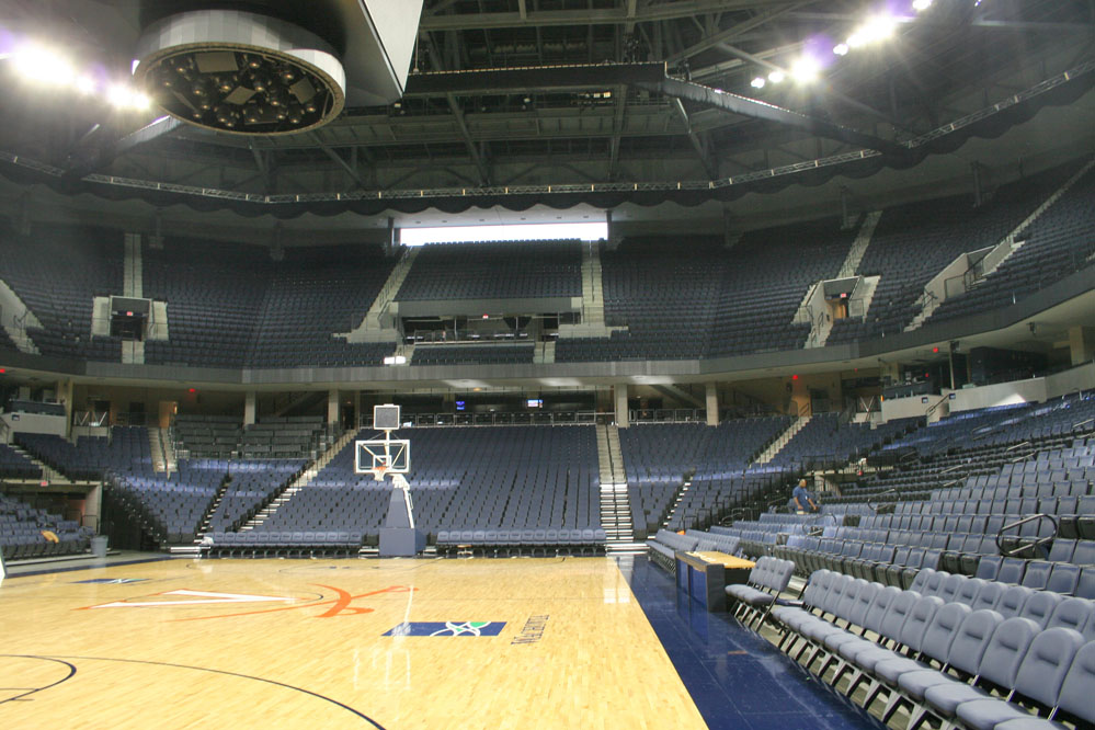 The seating configuration puts fans close to the action and optimizes sightlines for over 15,000 spectators.