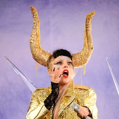 A-Morir Lady Gaga Horns Sam Bennett.jpg
