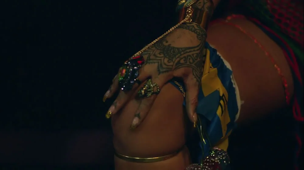 garter 2.jpg