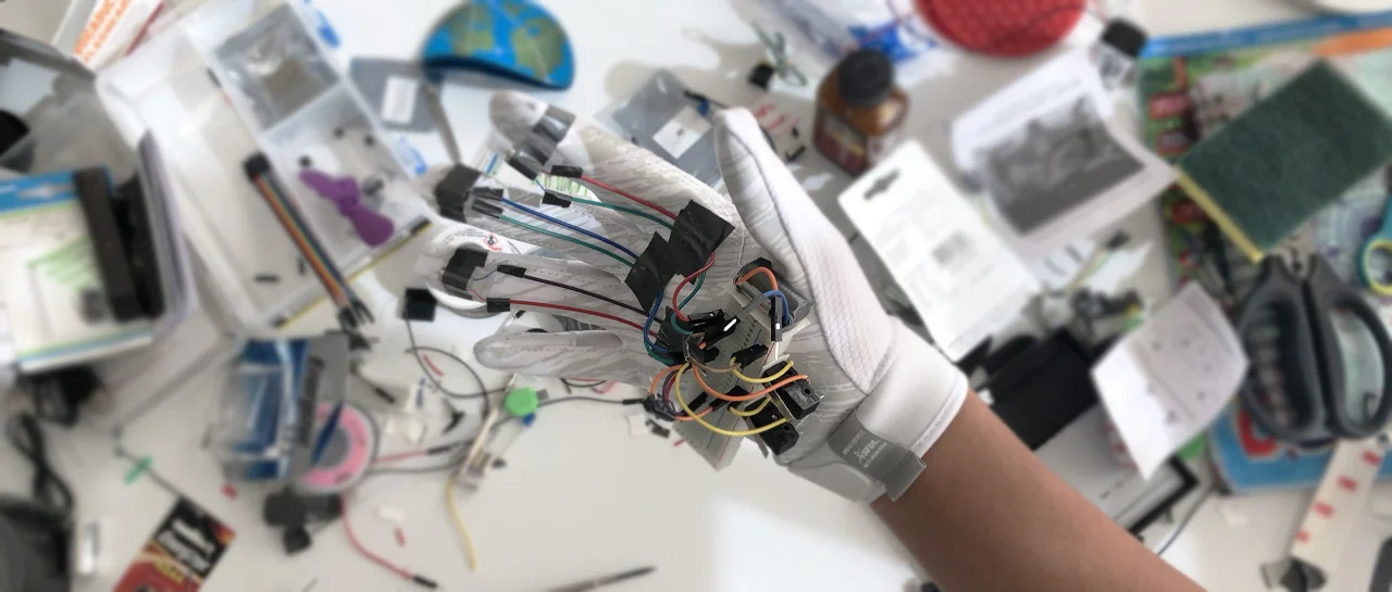 hand_job_001.jpg