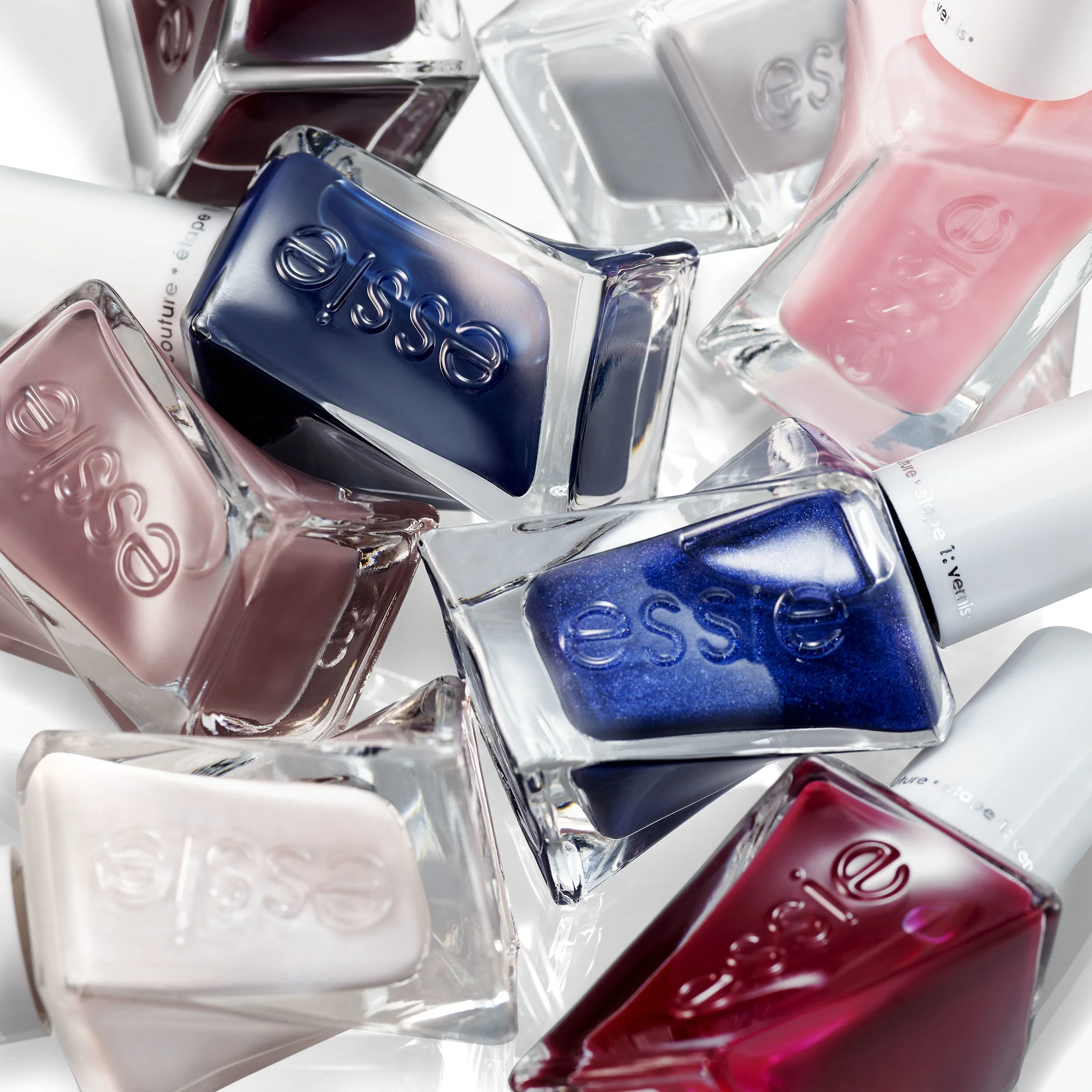 190328_ESSIE_Pile.jpg