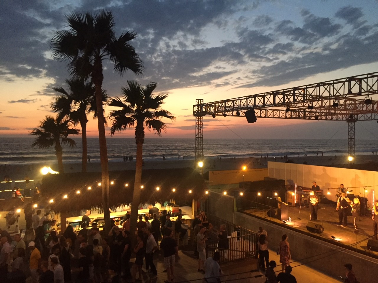 Beach House 88.png