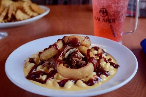 places to eat in Kenosha, Kenosha WI sports pub, casual dining Kenosha Wisconsin